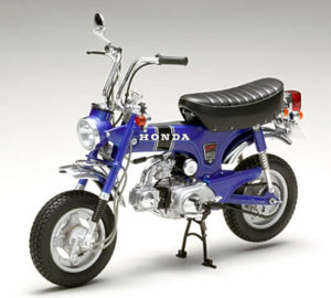 honda-dax-st50-4